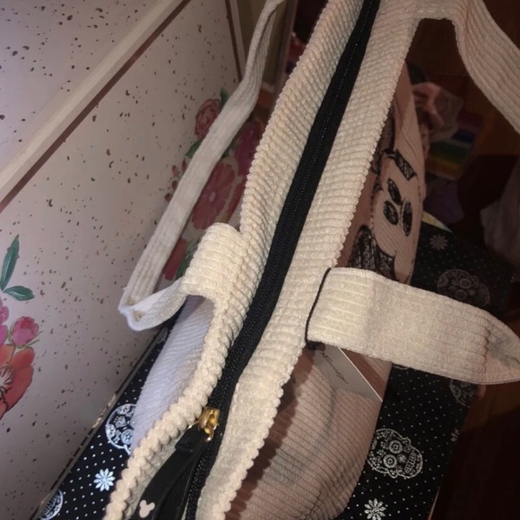 NWT Disney Mickey Mouse tote in corduroy. Limited Edition - Picture 7 of 12